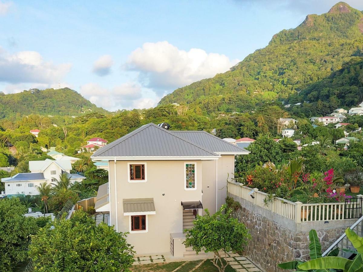Whispering Palms Apartamento Bel Ombre Exterior foto